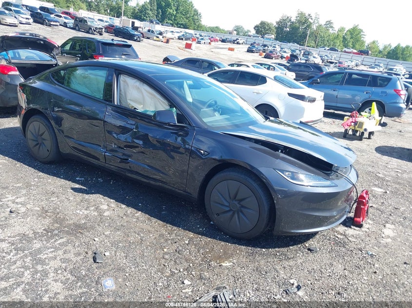 Photo of the 2026 TESLA MODEL 3 PREMIUM REAR-WHEEL DRIVE/REAR-WHEEL DRIVE