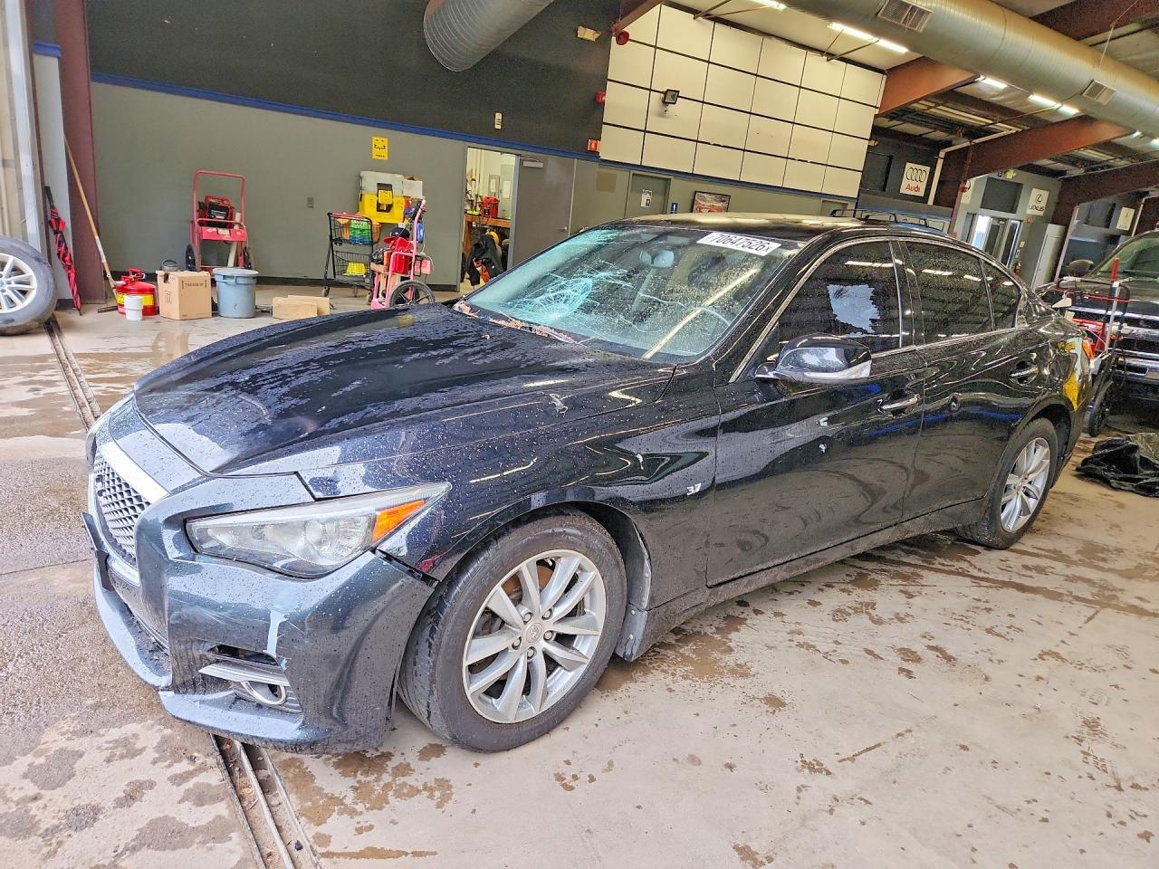 Photo of the 2015 INFINITI Q50 PREMIUM