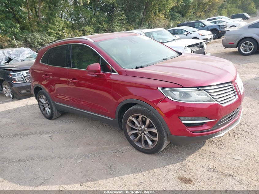 Photo of the 2015 LINCOLN MKC