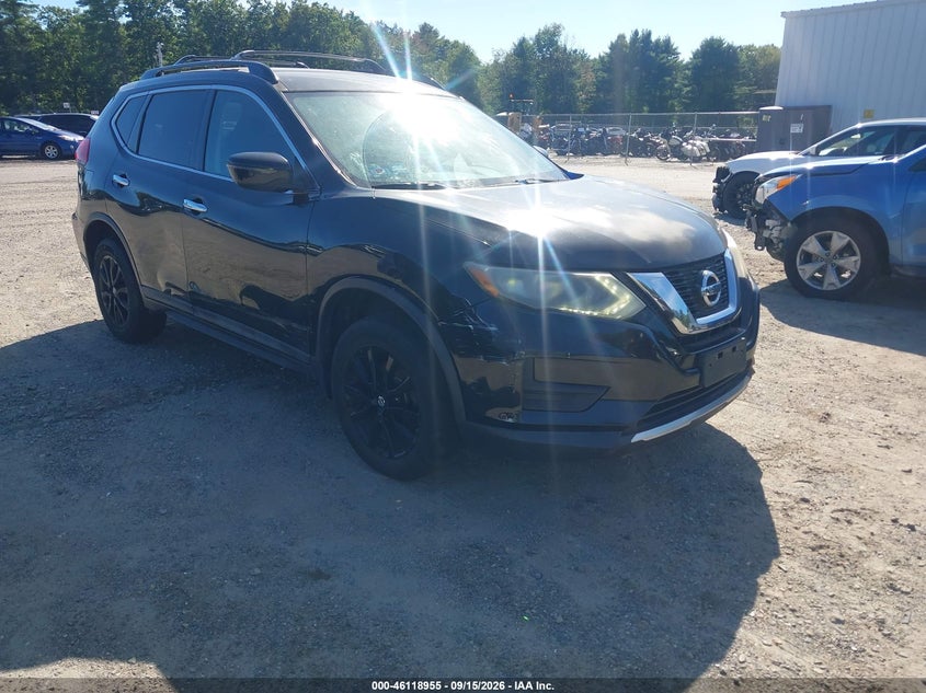 Photo of the 2017 NISSAN ROGUE SV