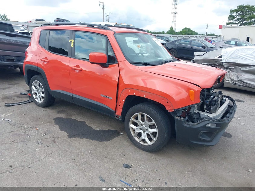 Photo of the 2017 JEEP RENEGADE LATITUDE