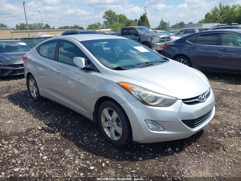 Photo of the 2013 HYUNDAI ELANTRA GLS
