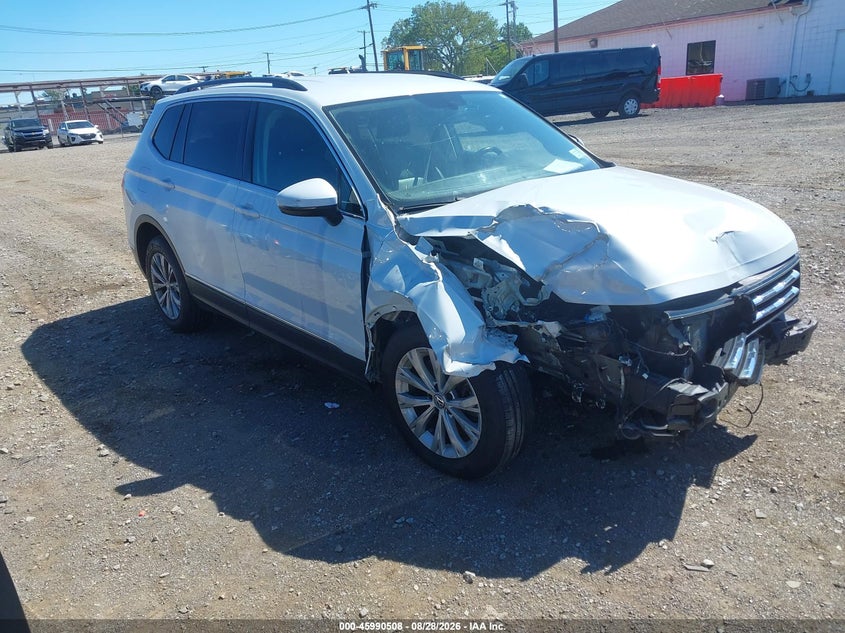 Photo of the 2018 VOLKSWAGEN TIGUAN 2.0T SE/2.0T SEL