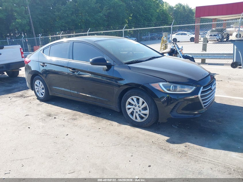 Photo of the 2018 HYUNDAI ELANTRA SE
