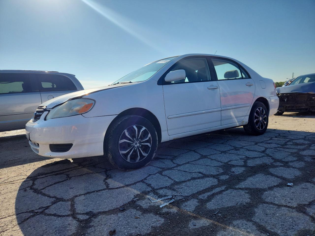 Photo of the 2004 TOYOTA COROLLA LE