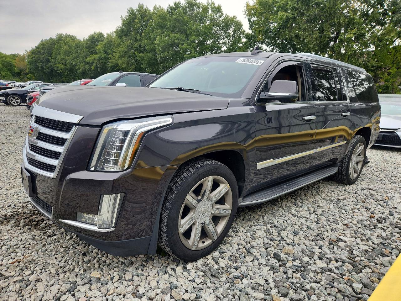 Photo of the 2016 CADILLAC ESCALADE ESV LUXURY