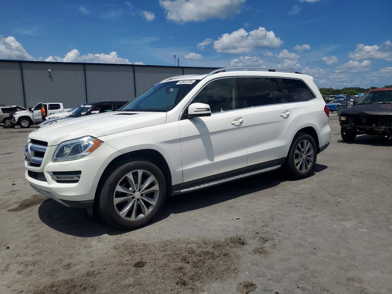 Photo of the 2014 MERCEDES-BENZ GL 450 4MATIC