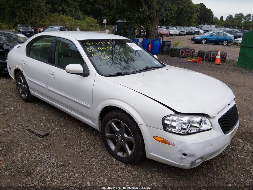 Photo of the 2002 NISSAN MAXIMA SE