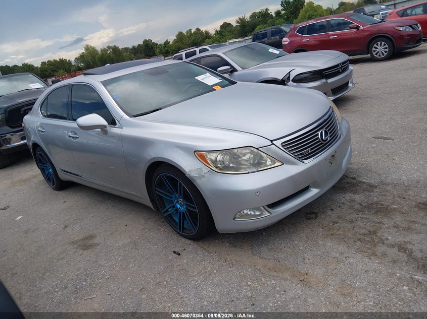 Photo of the 2009 LEXUS LS 460