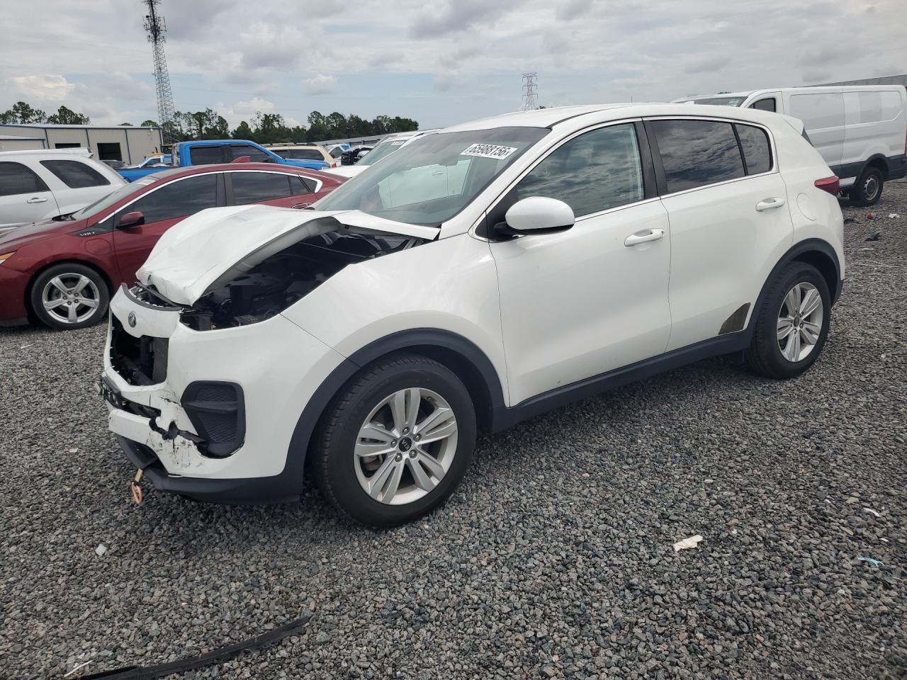 Photo of the 2018 KIA SPORTAGE LX
