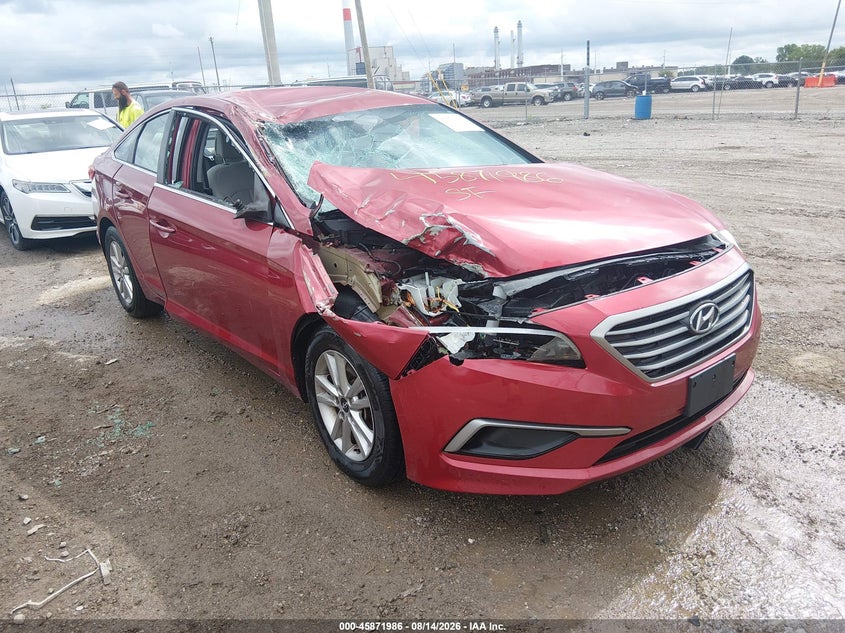 Photo of the 2016 HYUNDAI SONATA SE