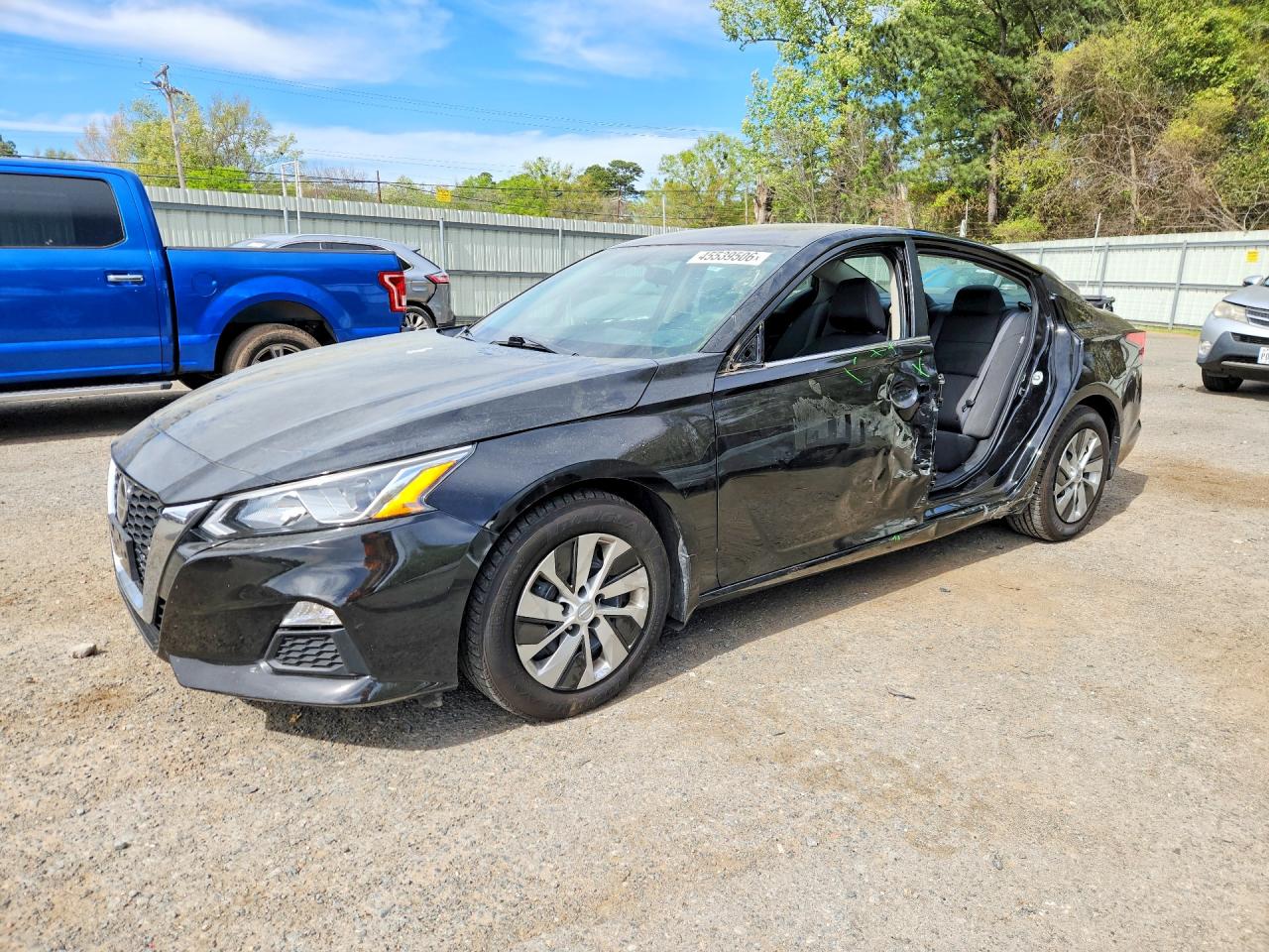 Photo of the 2019 NISSAN ALTIMA 2.5 S