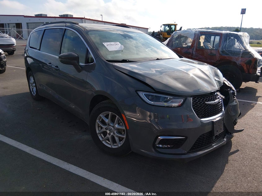 Photo of the 2022 CHRYSLER PACIFICA TOURING L