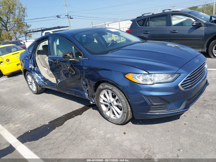 Photo of the 2019 FORD FUSION SE