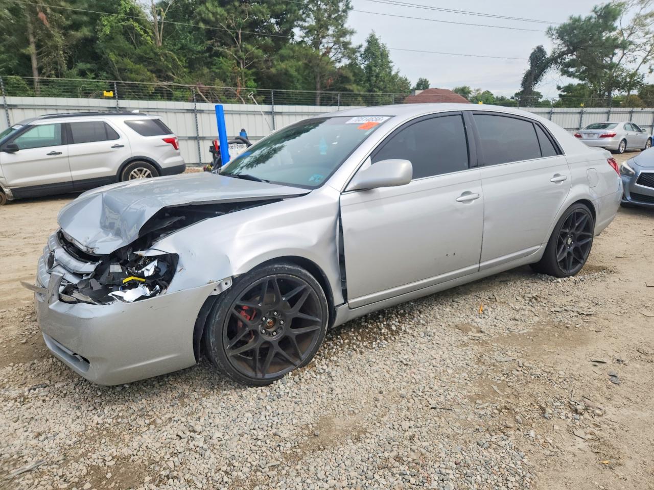 Photo of the 2007 TOYOTA AVALON TOURING