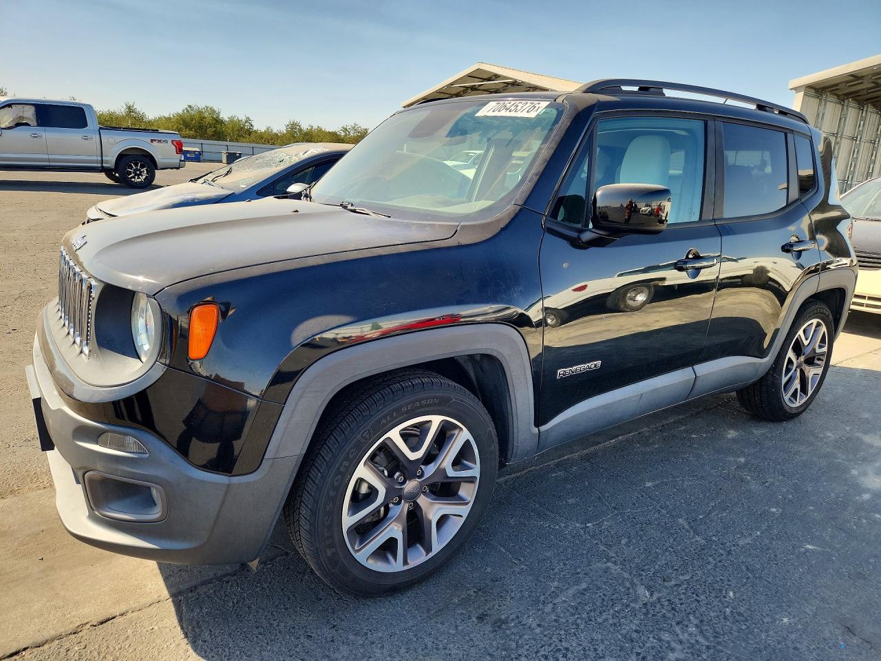 Photo of the 2015 JEEP RENEGADE LATITUDE