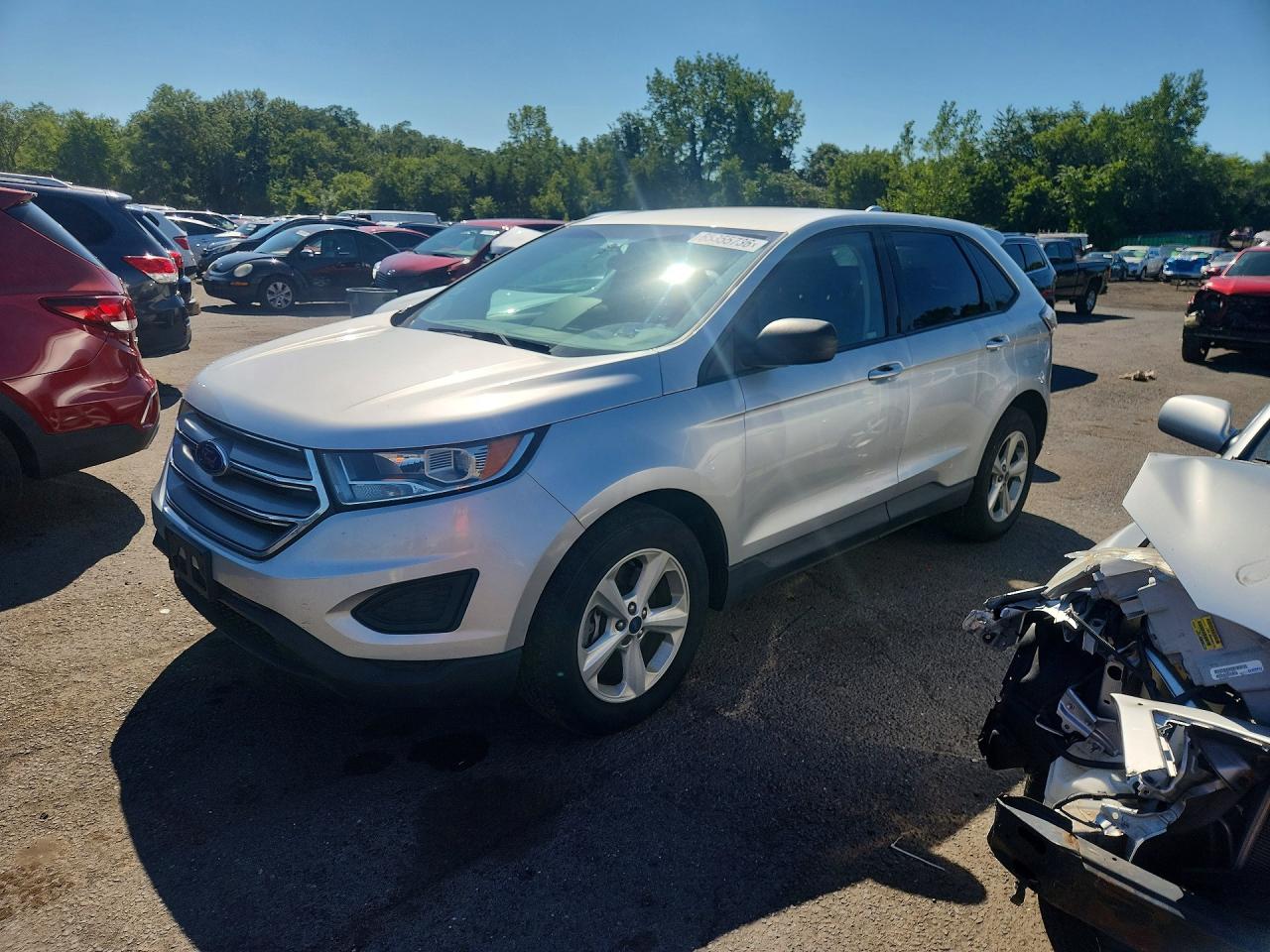 Photo of the 2017 FORD EDGE SE