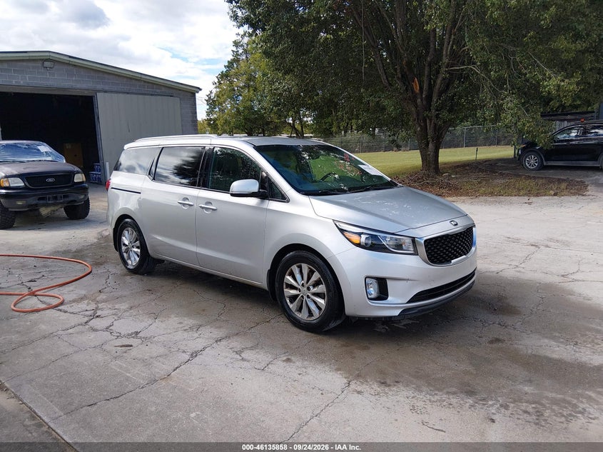 Photo of the 2016 KIA SEDONA EX