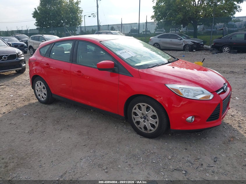 Photo of the 2012 FORD FOCUS SE