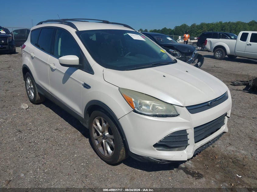 Photo of the 2013 FORD ESCAPE SE