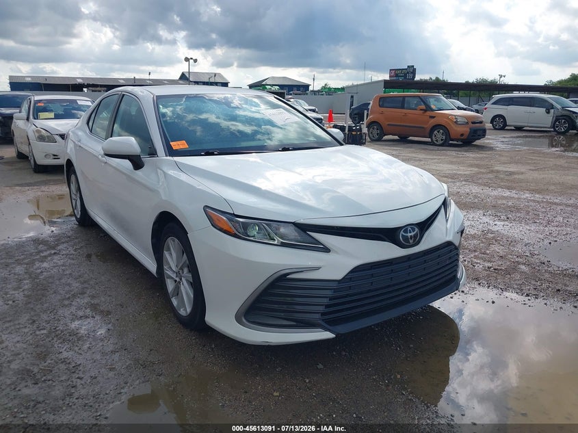 Photo of the 2023 TOYOTA CAMRY LE