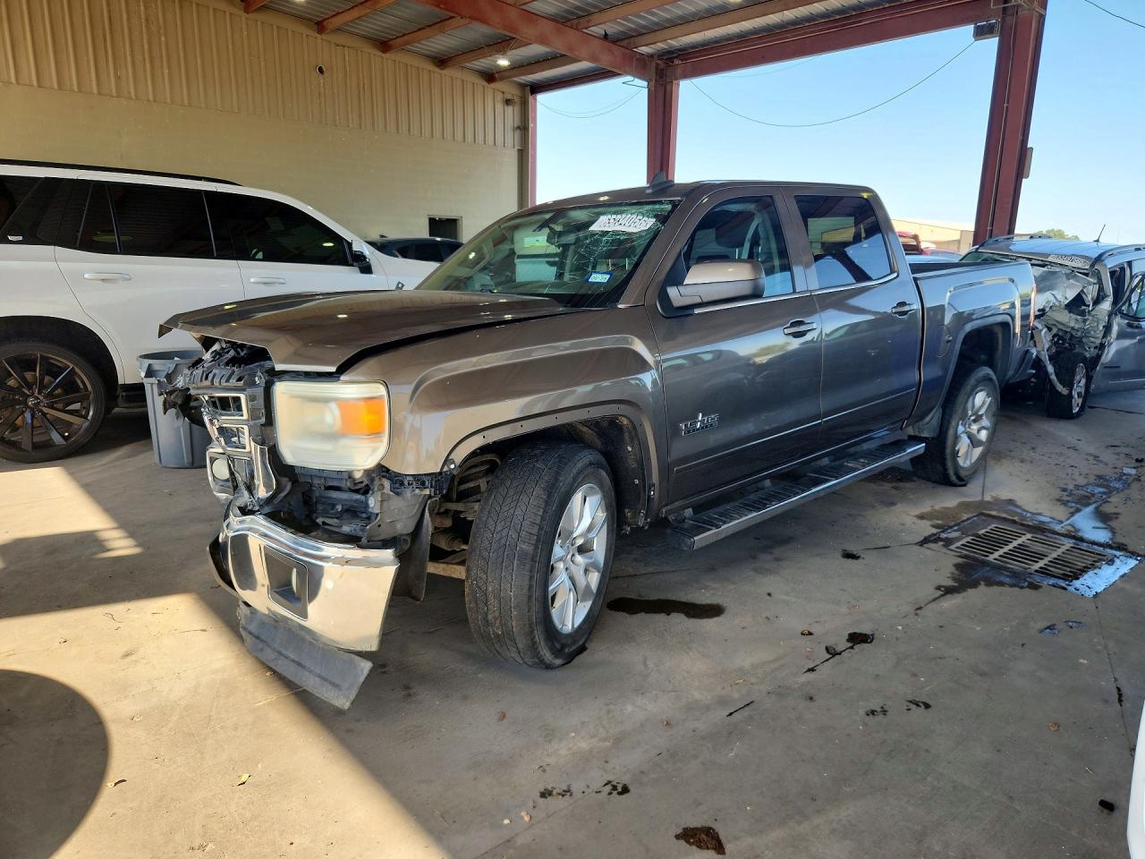 Photo of the 2015 GMC SIERRA C1500 SLE