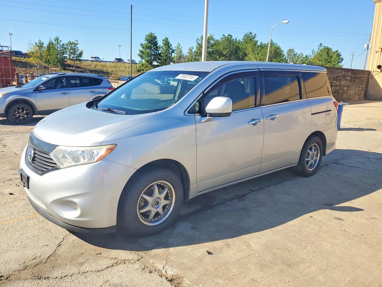 Photo of the 2014 NISSAN QUEST 3.5 S