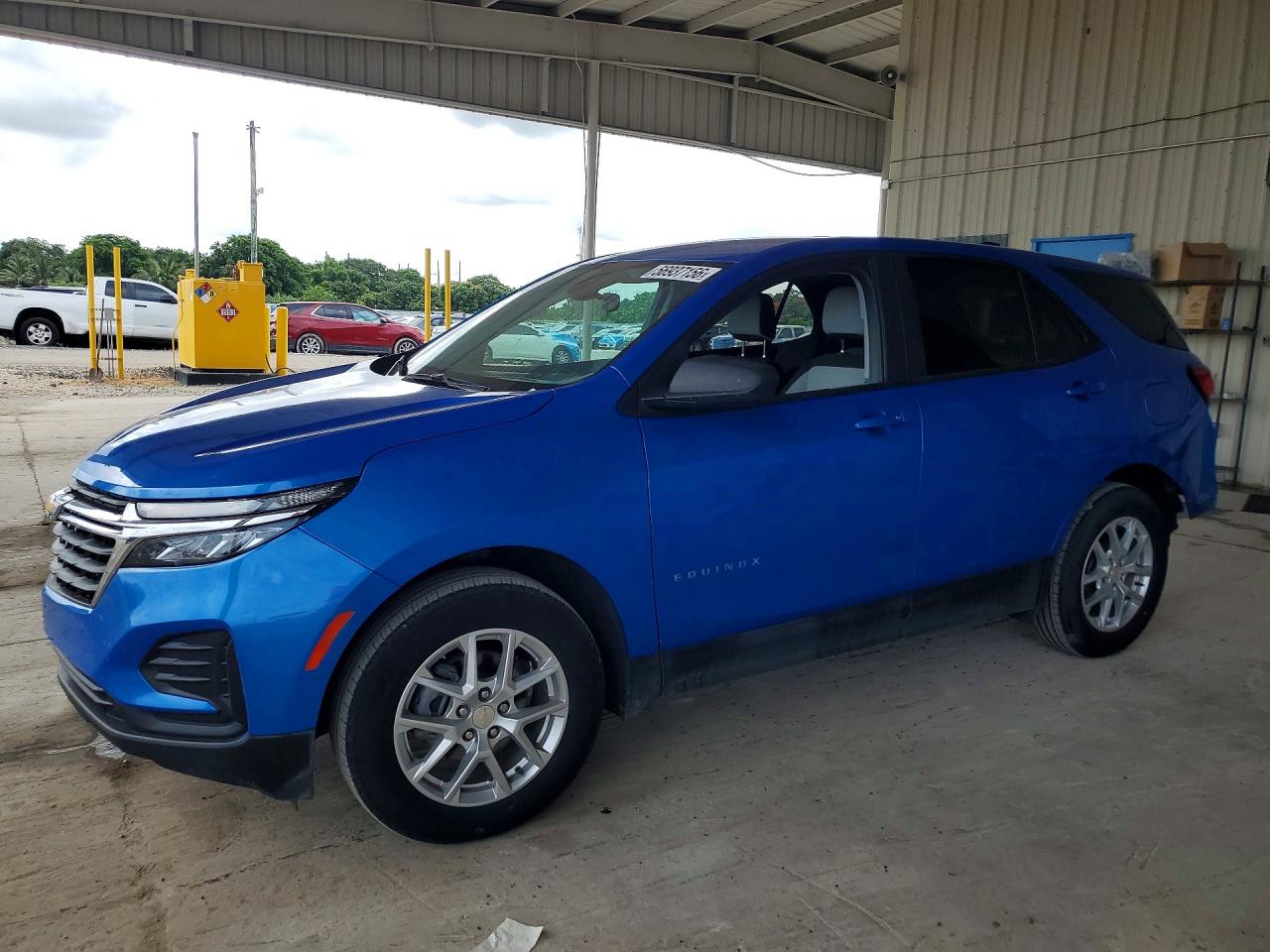 Photo of the 2024 CHEVROLET EQUINOX LS