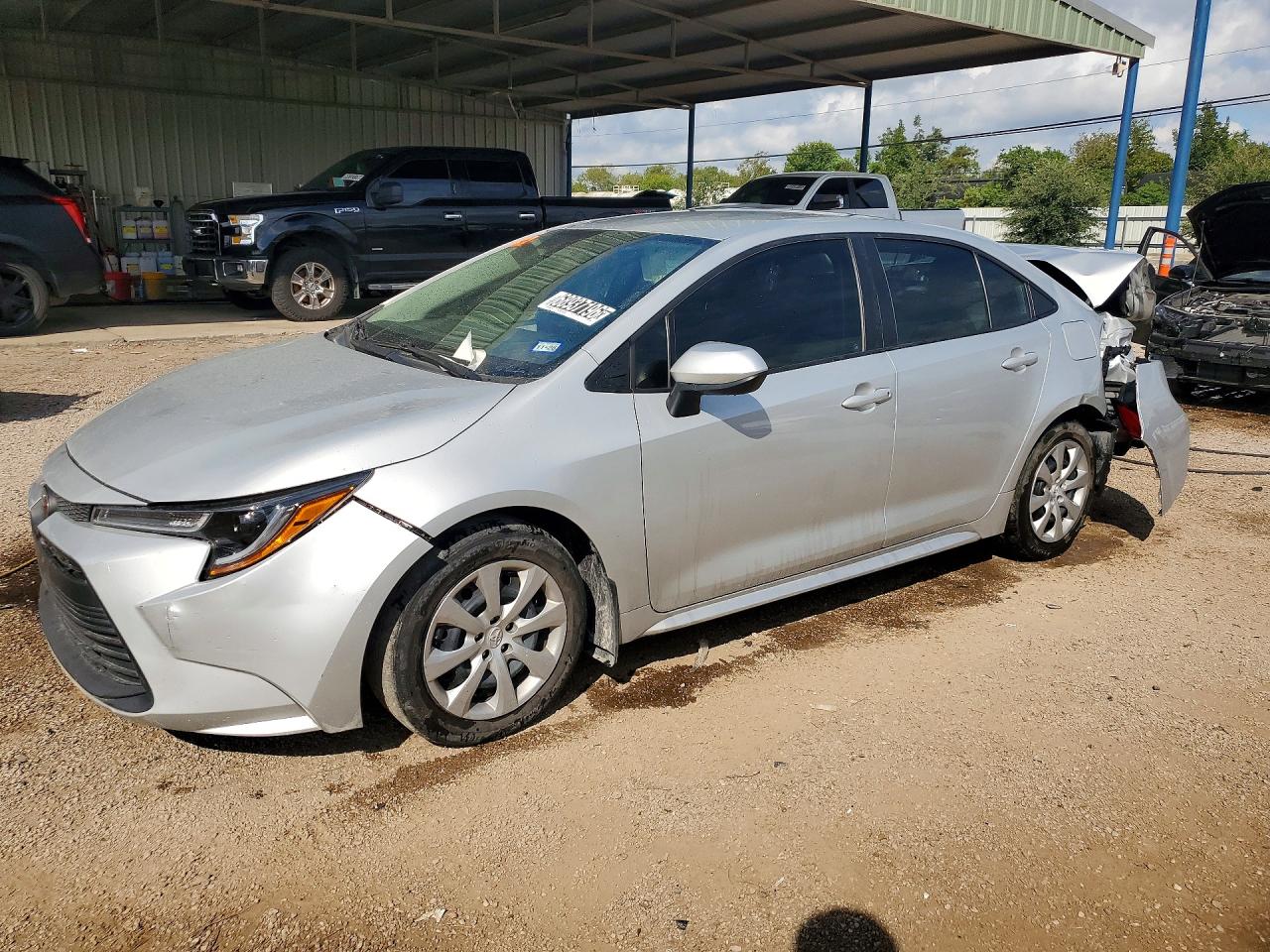 Photo of the 2025 TOYOTA COROLLA LE