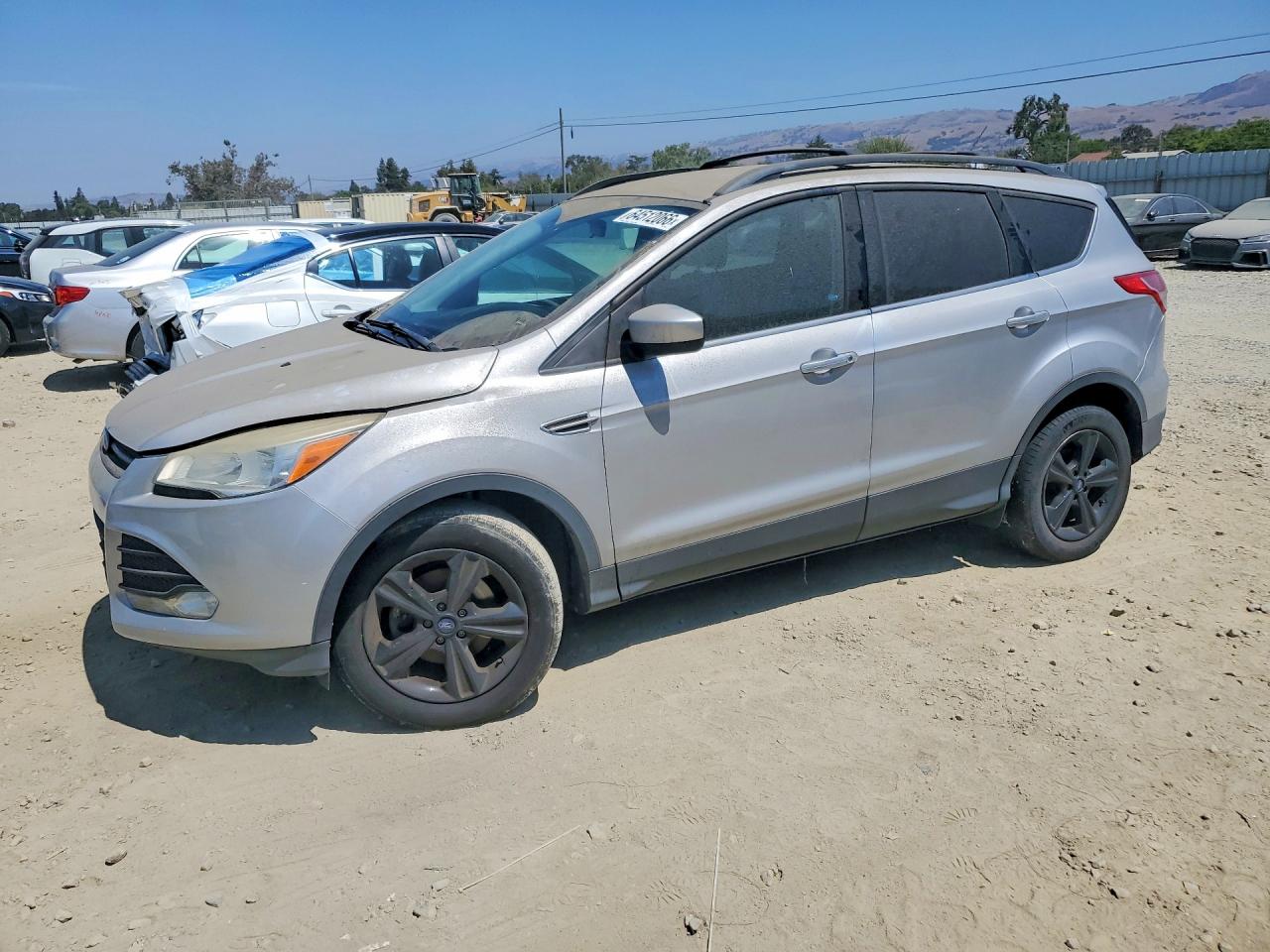 Photo of the 2014 FORD ESCAPE SE