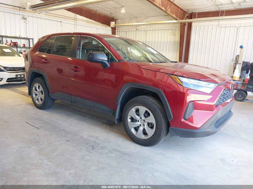 Photo of the 2024 TOYOTA RAV4 LE