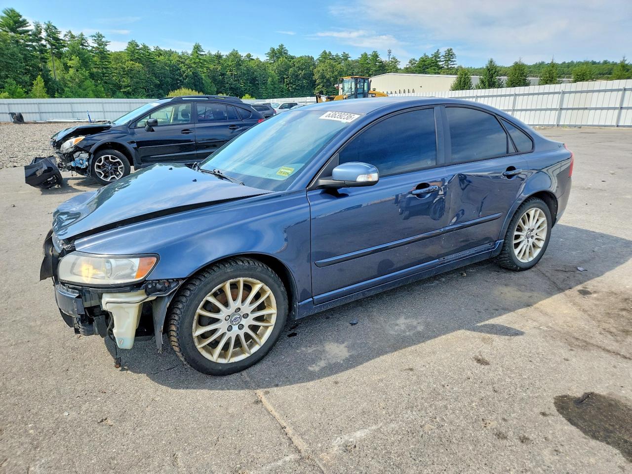 Photo of the 2011 VOLVO S40 T5