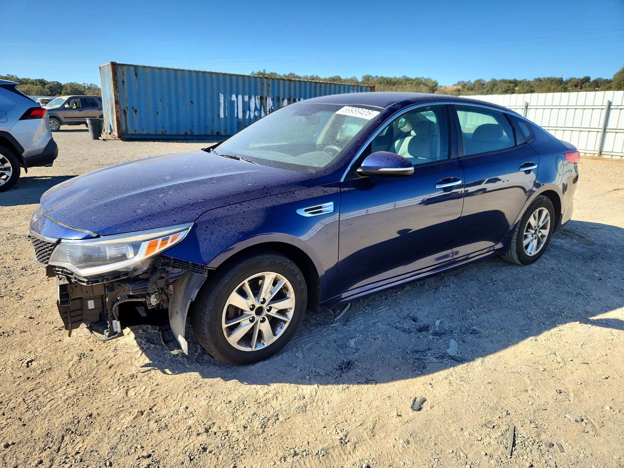 Photo of the 2016 KIA OPTIMA LX