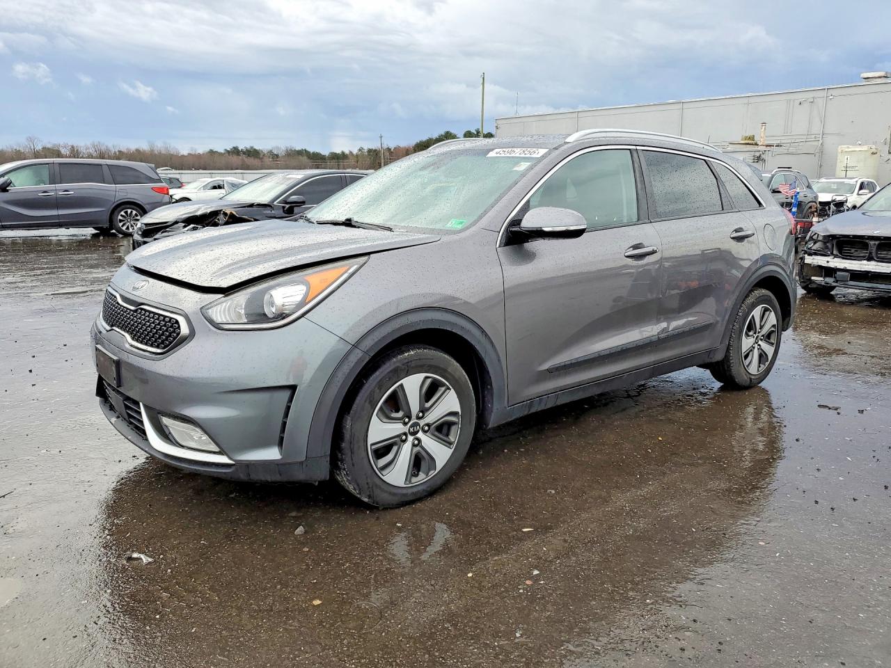 Photo of the 2018 KIA NIRO EX