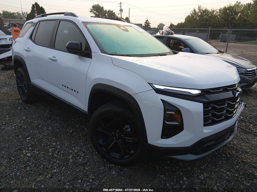 Photo of the 2026 CHEVROLET EQUINOX FWD LT