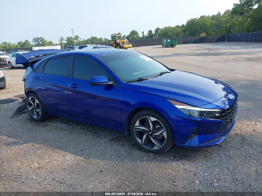 Photo of the 2023 HYUNDAI ELANTRA SEL