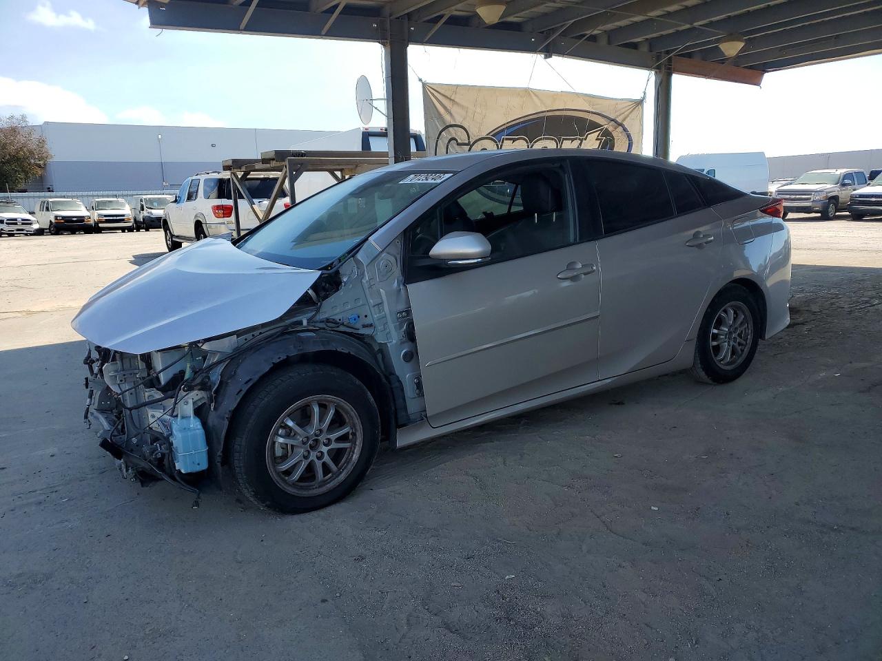 Photo of the 2022 TOYOTA PRIUS PRIME XLE
