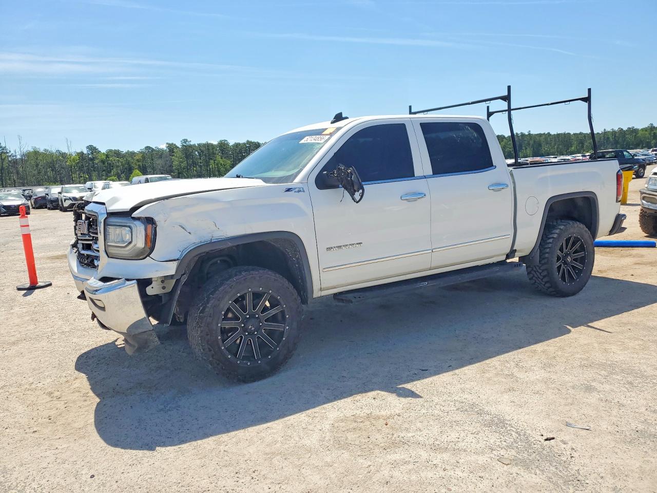 Photo of the 2018 GMC SIERRA K1500 SLT