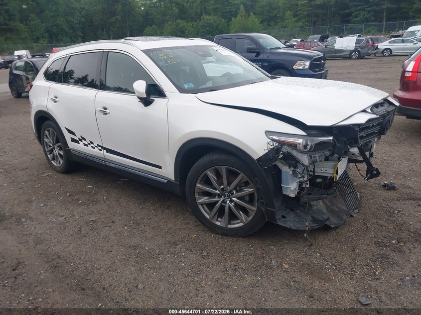 Photo of the 2018 MAZDA CX-9 GRAND TOURING