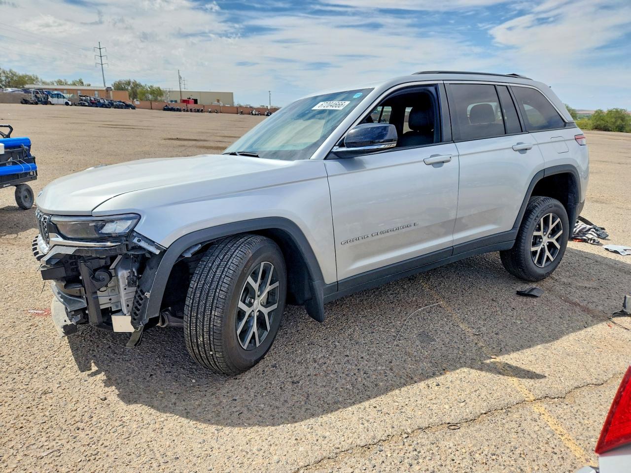 Photo of the 2025 JEEP GRAND CHEROKEE LIMITED
