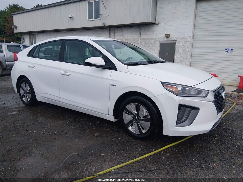 Photo of the 2020 HYUNDAI IONIQ HYBRID BLUE