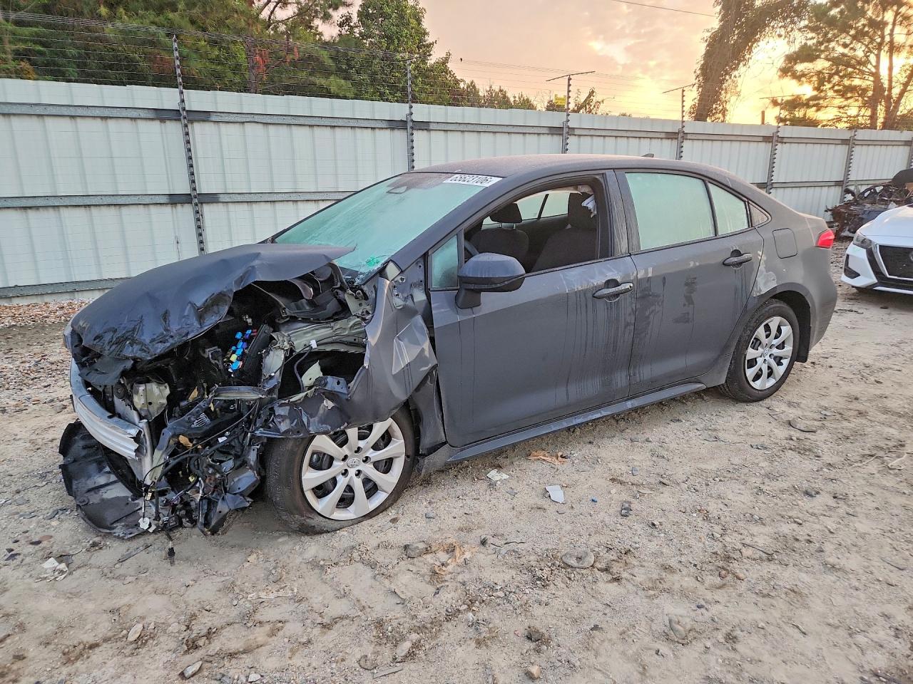 Photo of the 2025 TOYOTA COROLLA LE