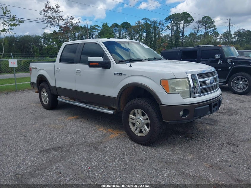 Photo of the 2011 FORD F-150 LARIAT