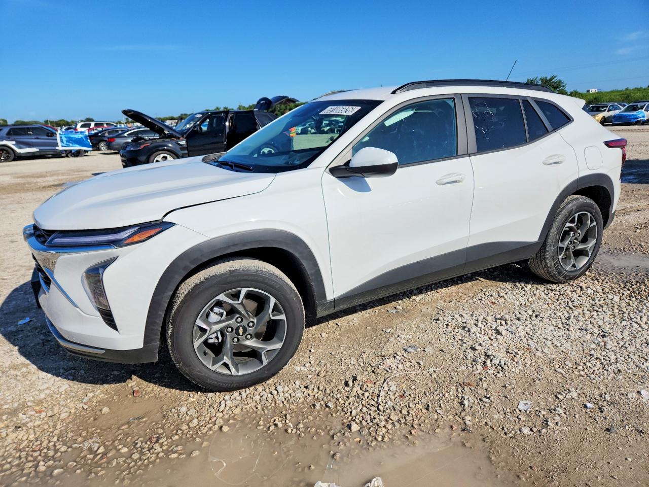 Photo of the 2026 CHEVROLET TRAX 1LT