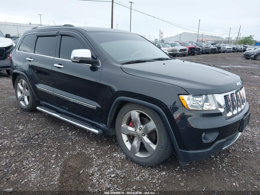 Photo of the 2013 JEEP GRAND CHEROKEE OVERLAND