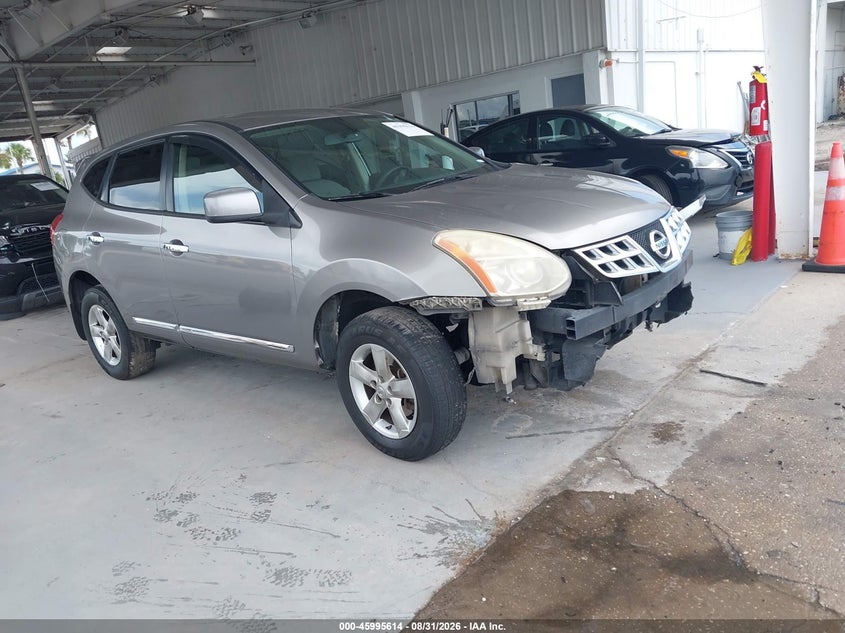 Photo of the 2013 NISSAN ROGUE S