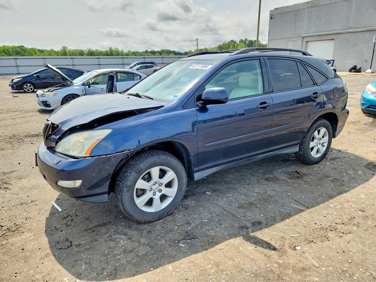 Photo of the 2004 LEXUS RX 330