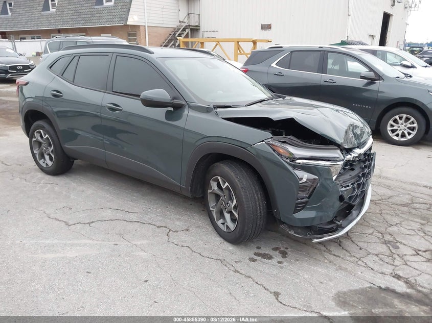 Photo of the 2026 CHEVROLET TRAX FWD LT