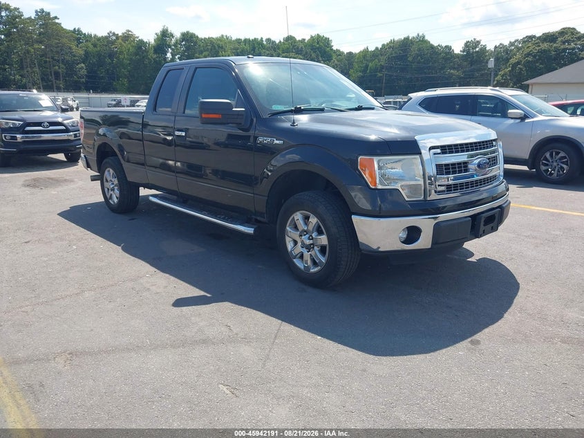 Photo of the 2013 FORD F-150 XLT