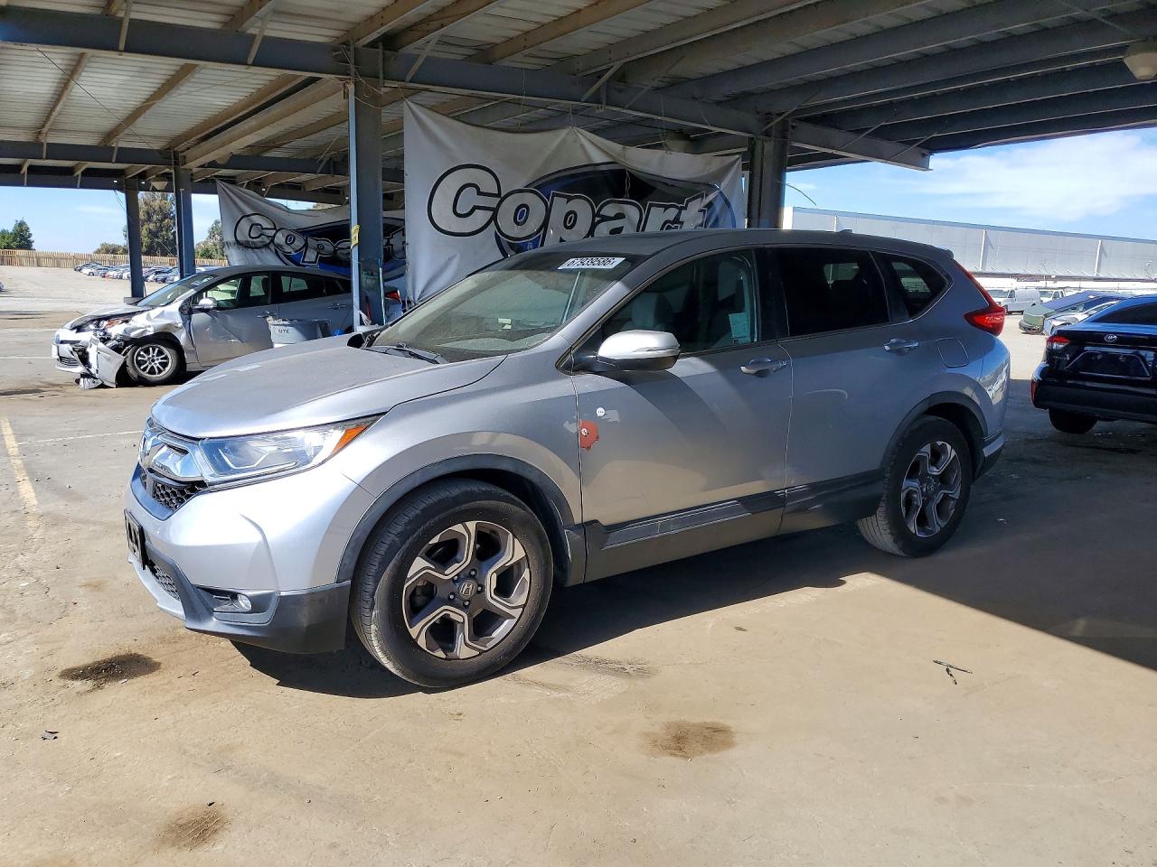 Photo of the 2018 HONDA CR-V EX